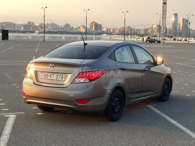 Hyundai Accent 2011, 108,000 km - 1.6 l - Bakı