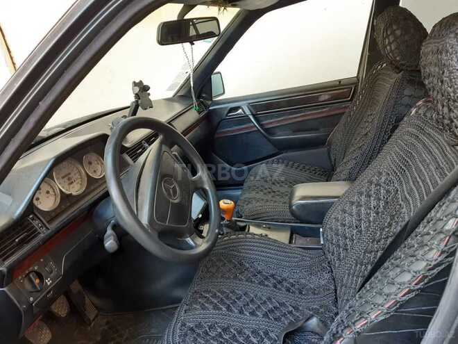 Mercedes E 200 1993, 45,000 km - 2.0 л - Bakı