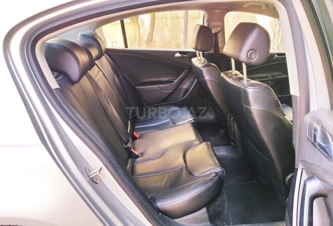 Volkswagen Passat 2005, 260,000 km - 2.0 л - Bakı