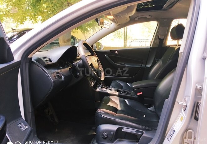 Volkswagen Passat 2005, 260,000 km - 2.0 л - Bakı