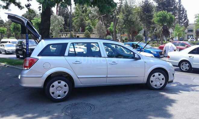 Opel Astra 2007, 113,000 km - 1.4 l - Bakı