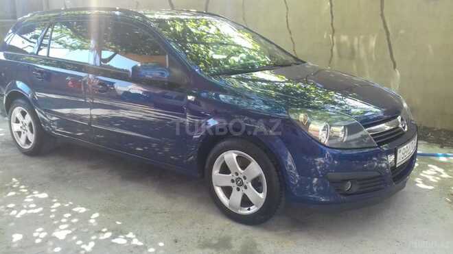 Opel Astra 2006, 240,000 km - 1.9 л - Bakı