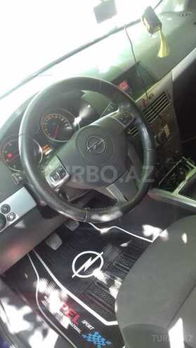 Opel Astra 2006, 240,000 km - 1.9 л - Bakı