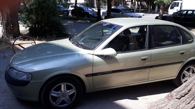 Opel Vectra 1997, 400,000 km - 1.8 л - Bakı