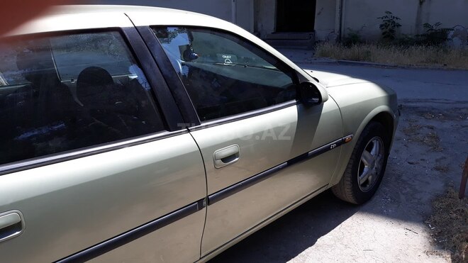 Opel Vectra 1997, 400,000 km - 1.8 л - Bakı