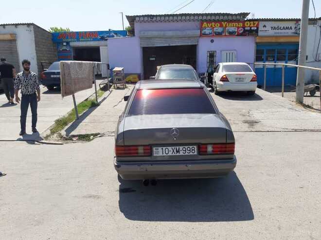 Mercedes 190 1992, 280,000 km - 2.0 l - Sumqayıt
