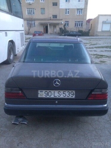 Mercedes E 200 1990, 456,332 km - 0.2 l - Bakı
