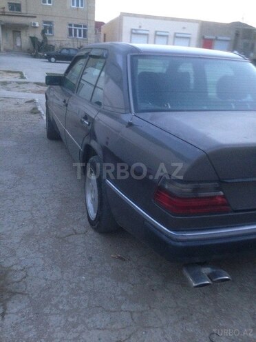 Mercedes E 200 1990, 456,332 km - 0.2 l - Bakı