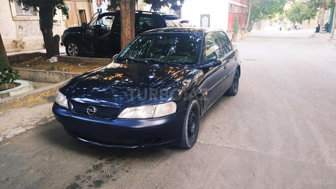 Opel Vectra 1996, 376,000 km - 1.6 л - Bakı