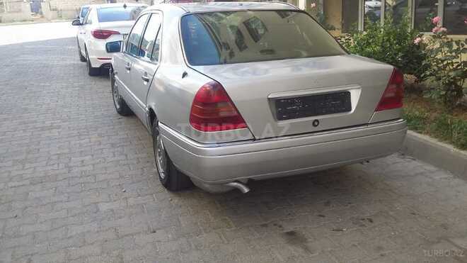 Mercedes C 220 1994, 400,000 km - 2.2 l - Bakı