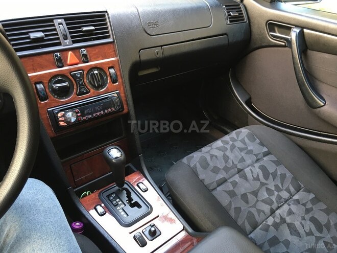 Mercedes C 180 1998, 276,000 km - 1.8 l - Bakı
