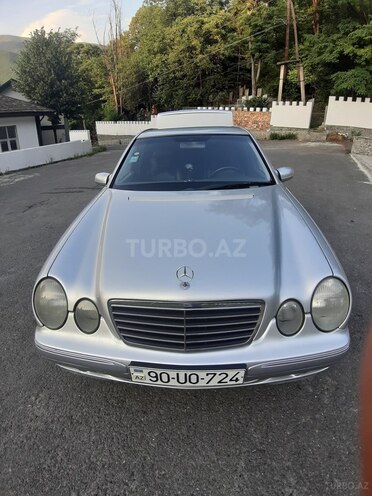 Mercedes E 240 2000, 306,818 km - 2.6 l - Şəki