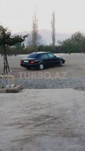 Mercedes C 200 1999, 287,000 km - 0.2 л - Qax
