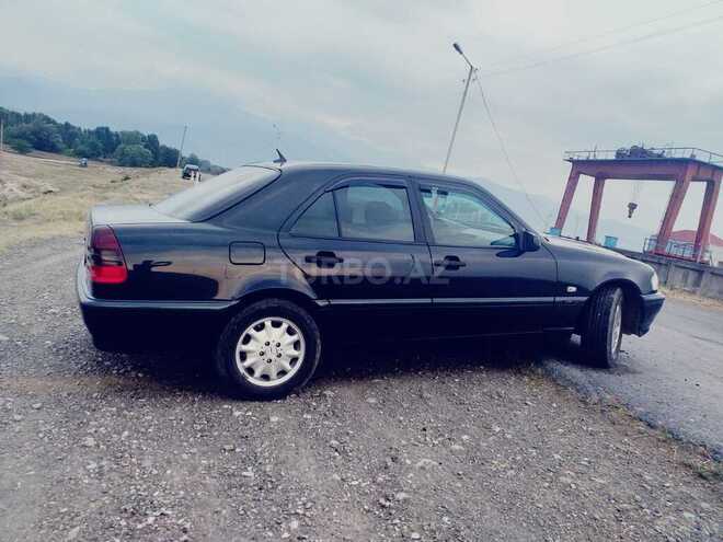 Mercedes C 200 1999, 287,000 km - 0.2 л - Qax