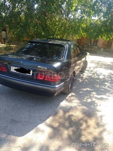 Mercedes E 280 1996, 380,315 km - 2.8 л - Bakı