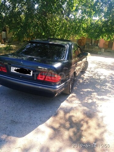 Mercedes E 280 1996, 380,315 km - 2.8 л - Bakı