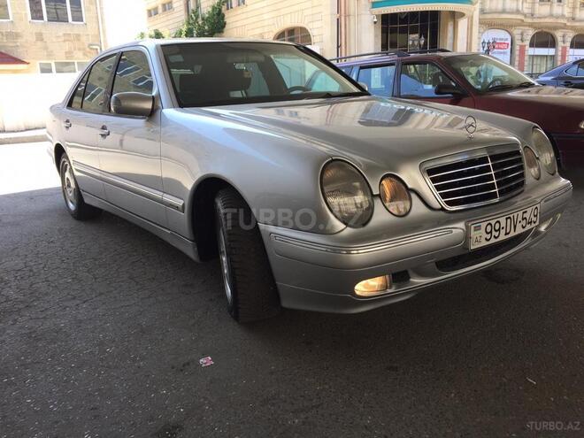 Mercedes E 220 2000, 340,000 km - 2.2 l - Bakı