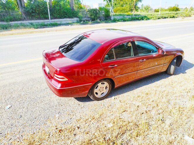 Mercedes C 240 2002, 400,000 km - 2.4 л - Ucar