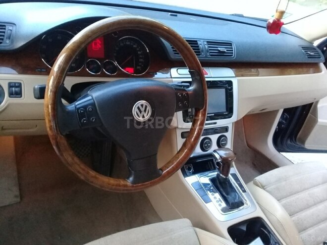 Volkswagen Passat 2007, 280,000 km - 0.2 л - Yevlax