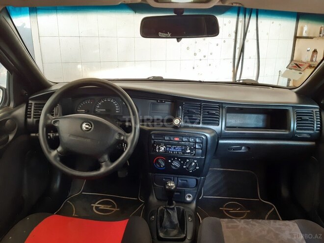 Opel Vectra 1998, 542,000 km - 1.8 l - Bakı