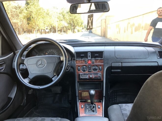 Mercedes C 180 1998, 280,000 km - 1.8 l - Bakı