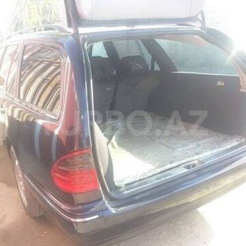 Mercedes C 220 2002, 10,654 km - 2.2 л - Bakı