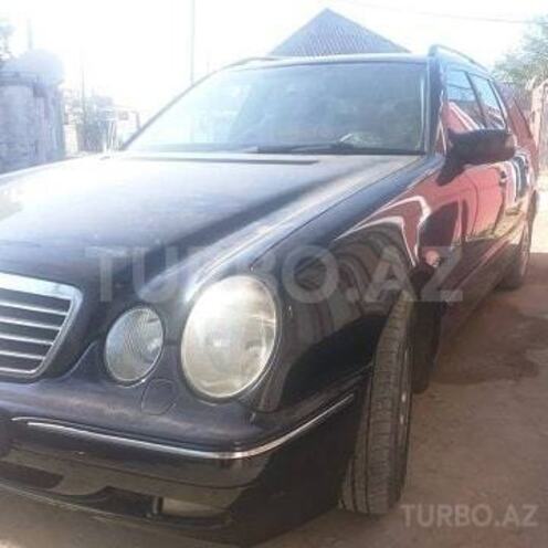 Mercedes C 220 2002, 10,654 km - 2.2 л - Bakı