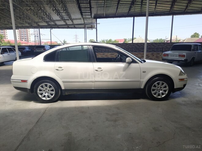 Volkswagen Passat 2002, 223,685 km - 1.8 l - Gəncə