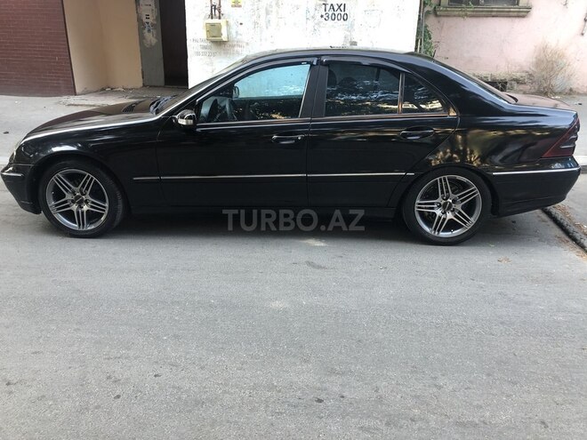 Mercedes E 220 2001, 223,346 km - 2.2 л - Bakı