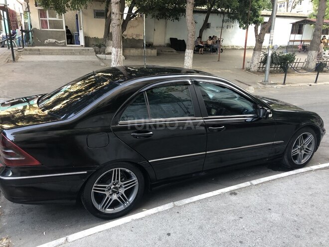 Mercedes E 220 2001, 223,346 km - 2.2 л - Bakı