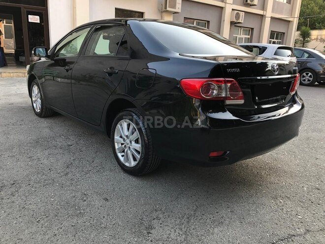 Toyota Corolla 2011, 91,000 km - 1.4 л - Bakı
