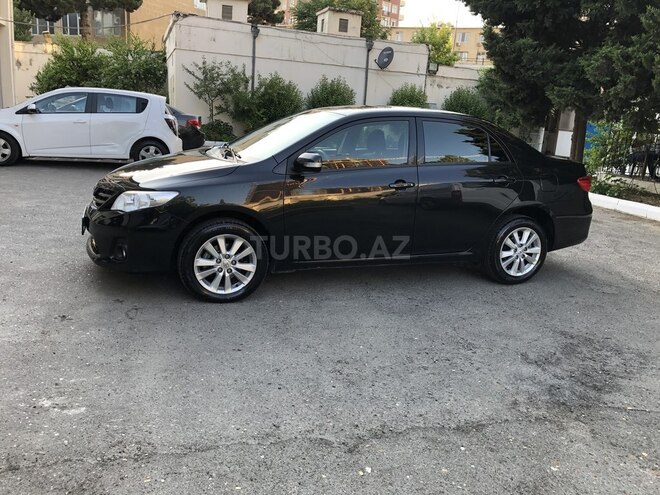 Toyota Corolla 2011, 91,000 km - 1.4 л - Bakı