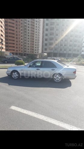 Mercedes E 200 1997, 267,400 km - 0.2 l - Bakı