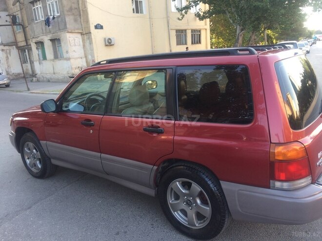 Subaru Forester 2001, 221,041 km - 2.0 l - Bakı