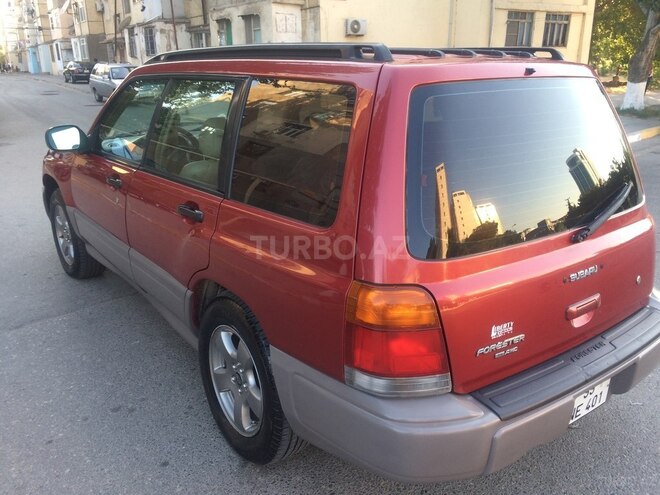 Subaru Forester 2001, 221,041 km - 2.0 l - Bakı