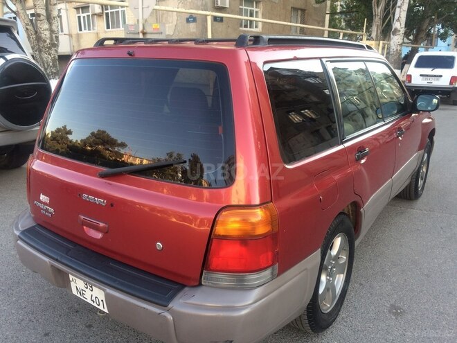 Subaru Forester 2001, 221,041 km - 2.0 l - Bakı