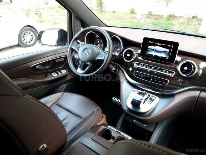 Mercedes V 250 2017, 19,000 km - 2.0 l - Bakı