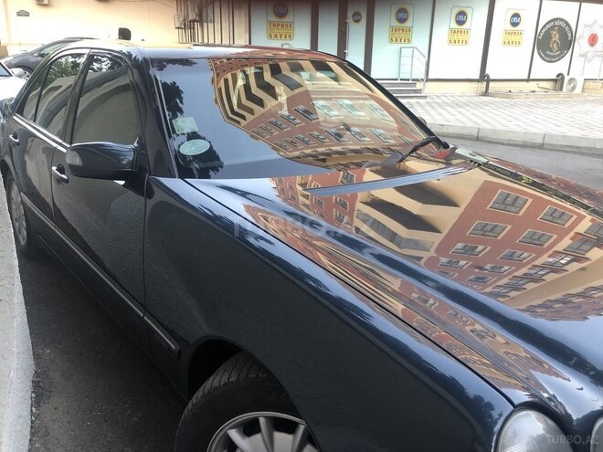 Mercedes E 260 2000, 180 km - 2.6 l - Bakı