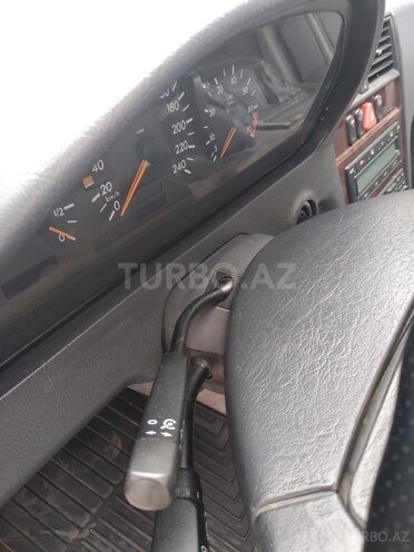 Mercedes C 200 1997, 306,278 km - 2.0 l - Bakı