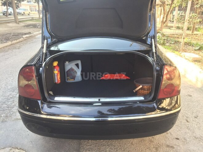 Volkswagen Passat 2002, 190,000 km - 2.8 л - Bakı