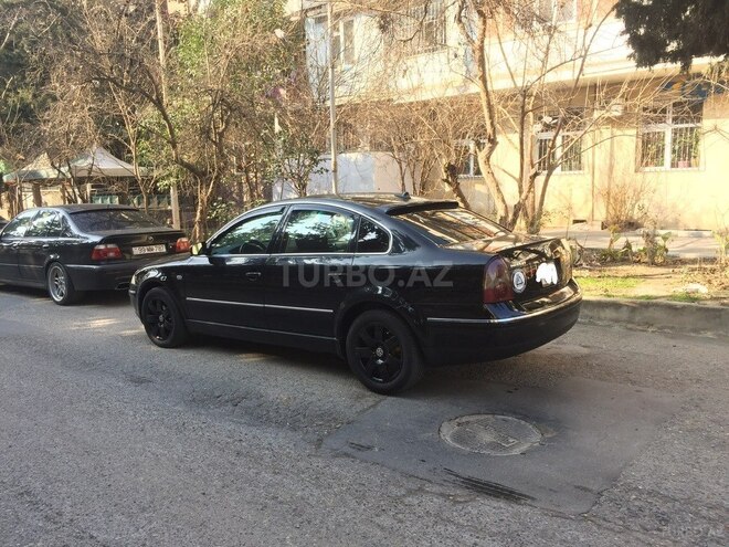 Volkswagen Passat 2002, 190,000 km - 2.8 л - Bakı