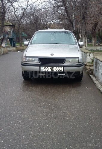 Opel Vectra 1990, 250,000 km - 1.8 l - Bakı