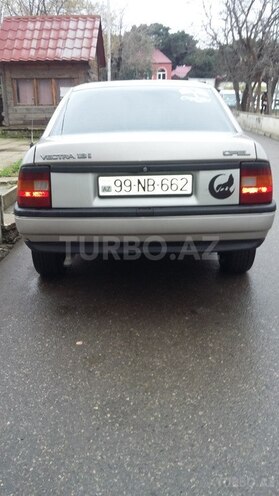 Opel Vectra 1990, 250,000 km - 1.8 l - Bakı