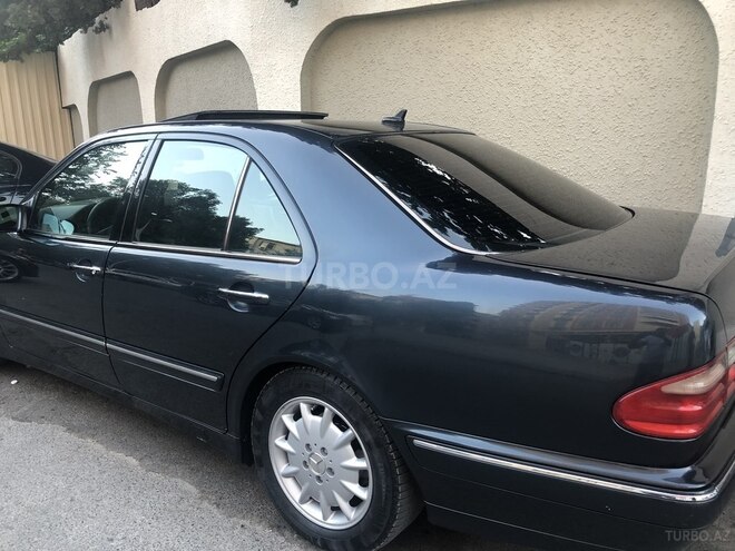 Mercedes E 260 2000, 280,000 km - 2.6 l - Bakı