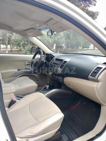 Mitsubishi Outlander 2010, 192,132 km - 2.4 l - Sumqayıt