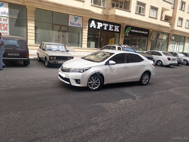 Toyota Corolla 2014, 125,000 km - 1.6 l - Bakı