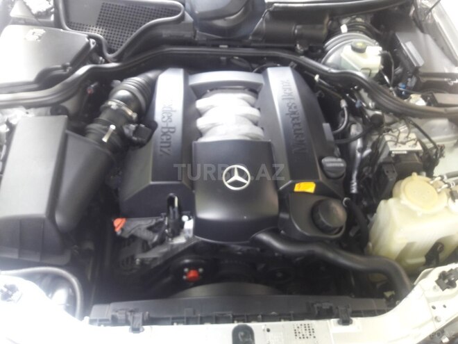 Mercedes E 240 2000, 241,000 km - 2.6 l - Bakı