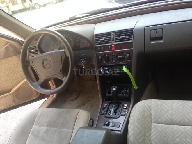 Mercedes C 200 1998, 238,417 km - 2.0 l - Bakı