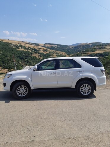 Toyota Fortuner 2013, 90,000 km - 2.7 l - Yardımlı