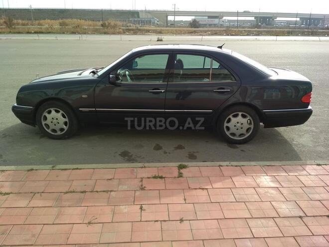 Mercedes E 200 1997, 318,000 km - 2.0 l - Bakı
